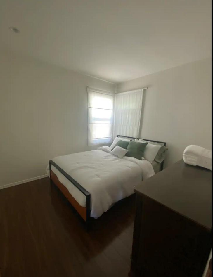 F O R G E T T H E H O T E L Hotel Alhambra Bagian luar foto